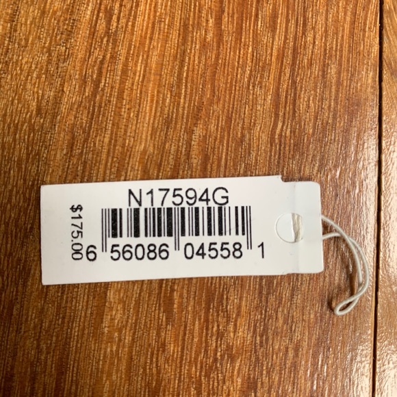 Men’s Nautica Black water resistant watch - Picture 4 of 6